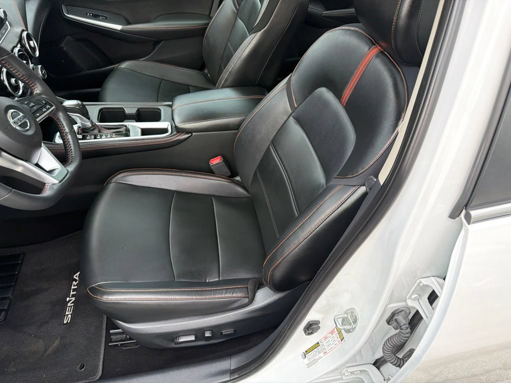 Used 2023 Nissan Sentra SR w/ SR Premium Package FWD image 7