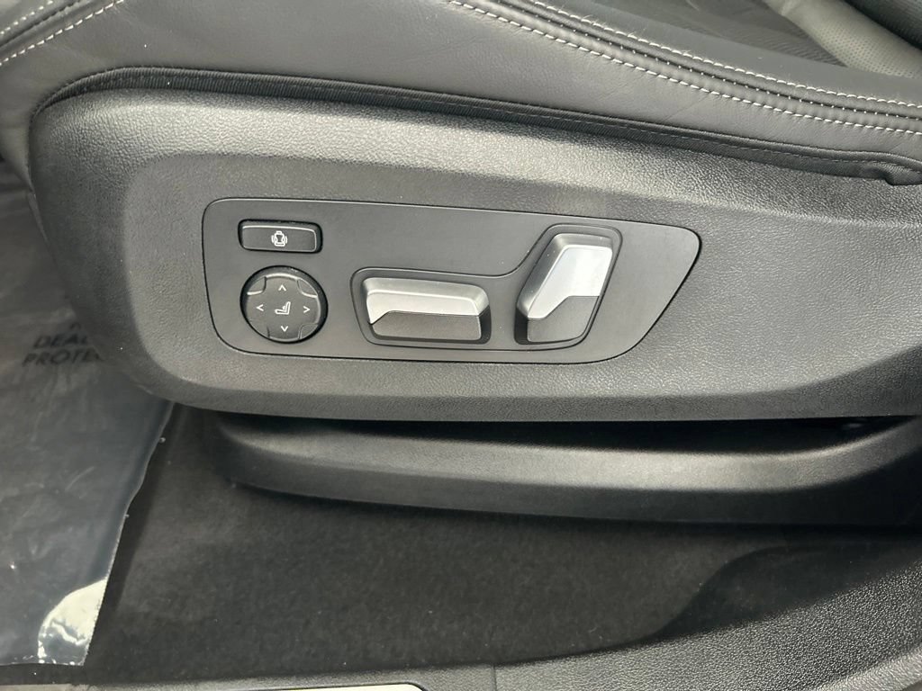 Used 2026 BMW X6 xDrive40i AWD/4WD image 44