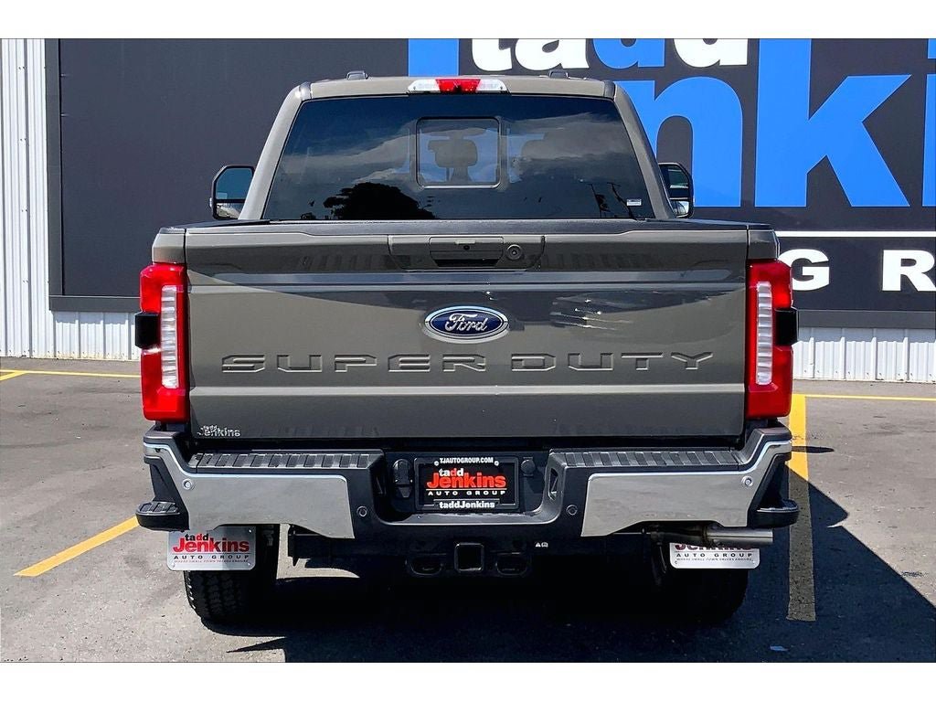 New 2026 Ford F250 XLT w/ XLT Premium Package AWD/4WD image 4