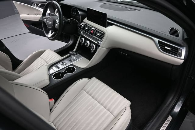 Used 2023 Genesis G70 2.0T w/ Sport Prestige Package RWD image 29