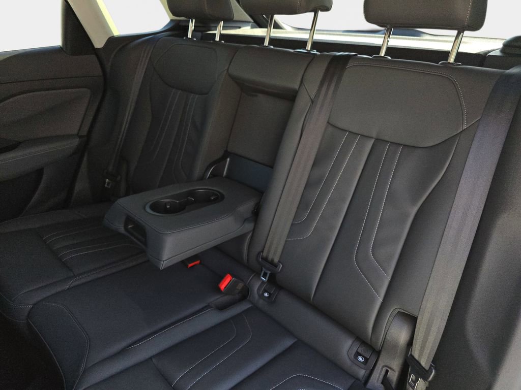 New 2026 Audi Q3 quattro 2.0T AWD/4WD image 14