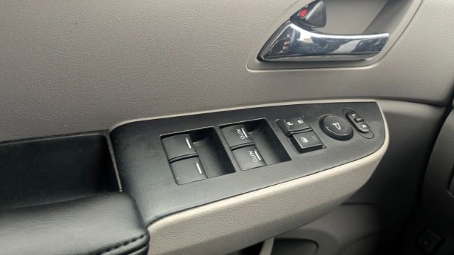 Used 2014 Honda Odyssey EX-L image 33