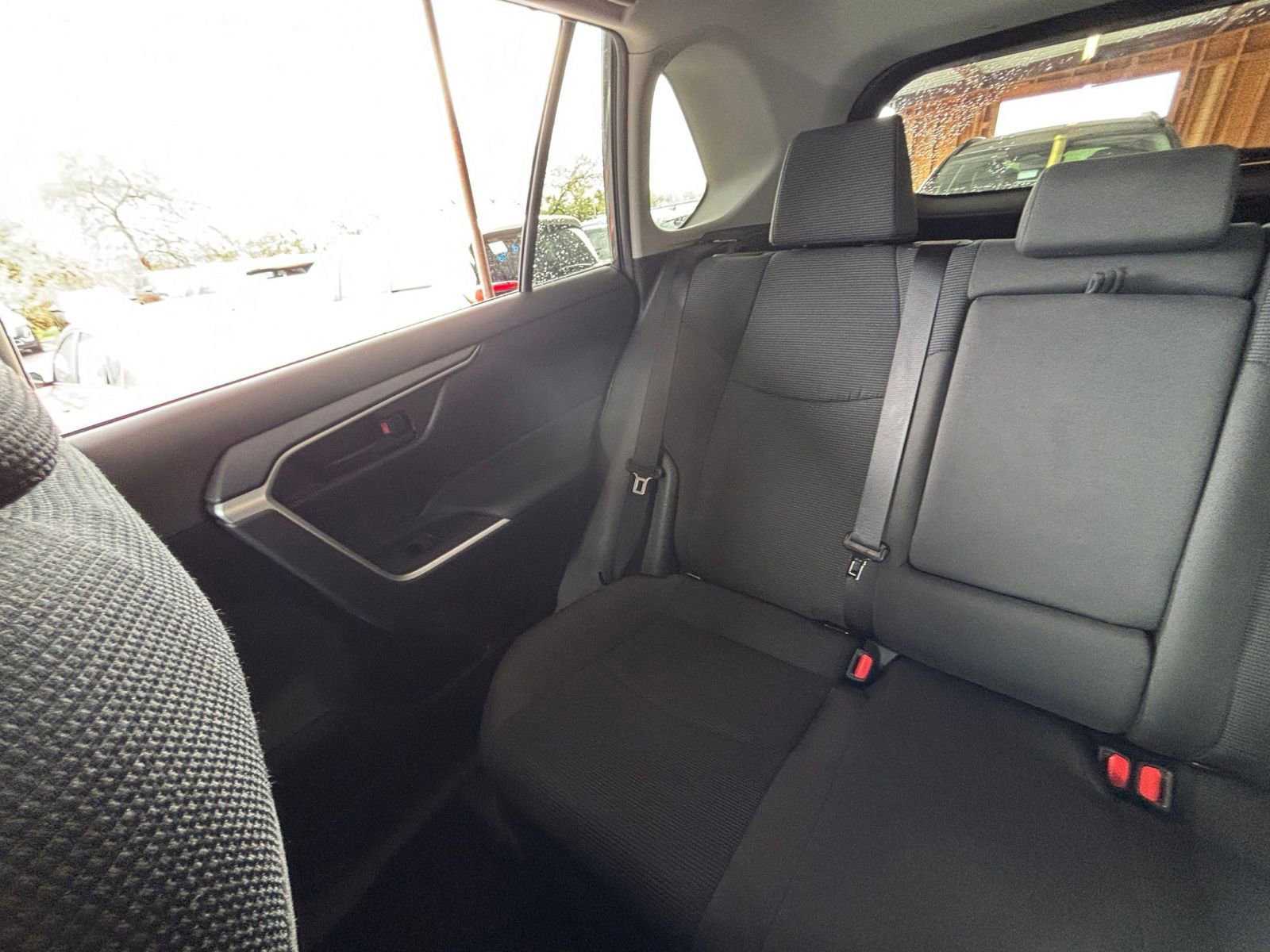 Used 2025 Toyota RAV4 LE image 39