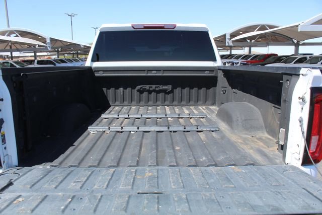 Used 2021 GMC Sierra 2500 AT4 image 5