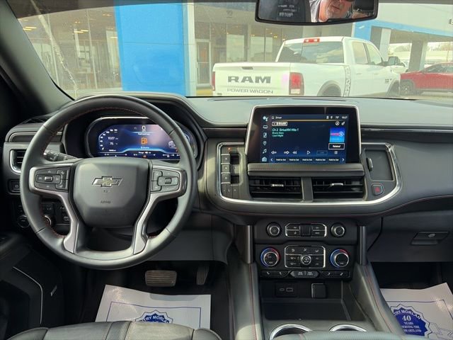 Used 2023 Chevrolet Suburban RST w/ Luxury Package AWD/4WD image 14