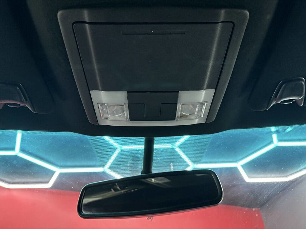 Used 2016 Ford Explorer Limited image 22