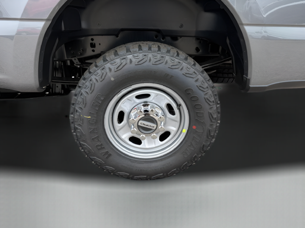 New 2026 Ford F250 XL w/ XL Off-Road Package AWD/4WD image 22