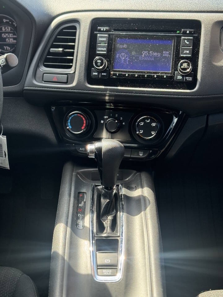 Used 2017 Honda HR-V LX image 15