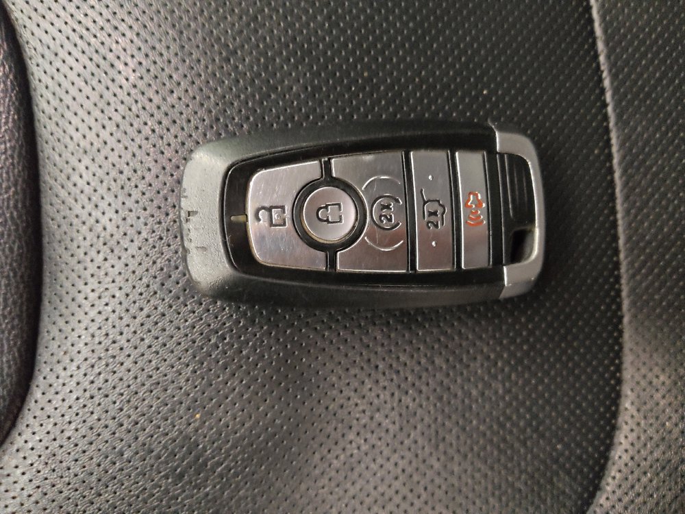 Used 2022 Ford Edge Titanium w/ Equipment Group 301A image 32