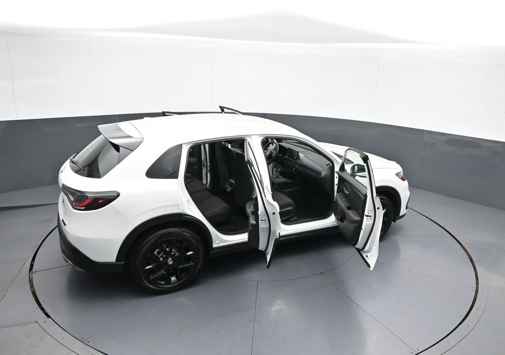 Certified 2024 Honda HR-V Sport image 43