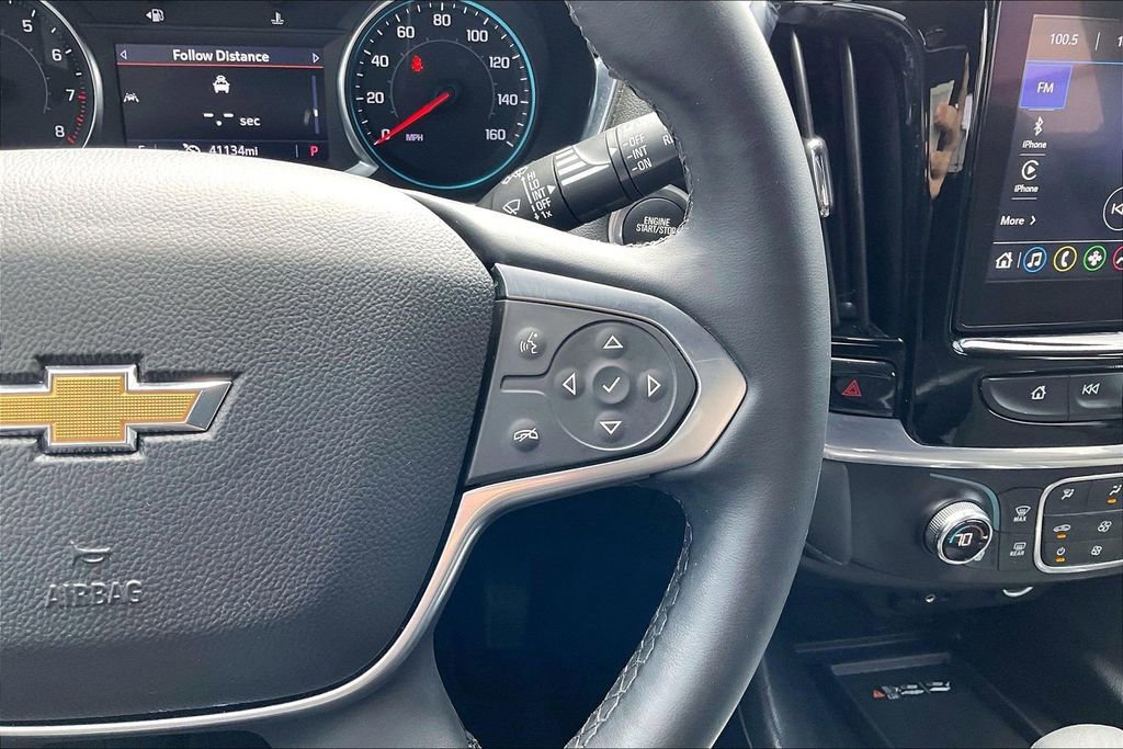 Used 2023 Chevrolet Traverse LT FWD image 19