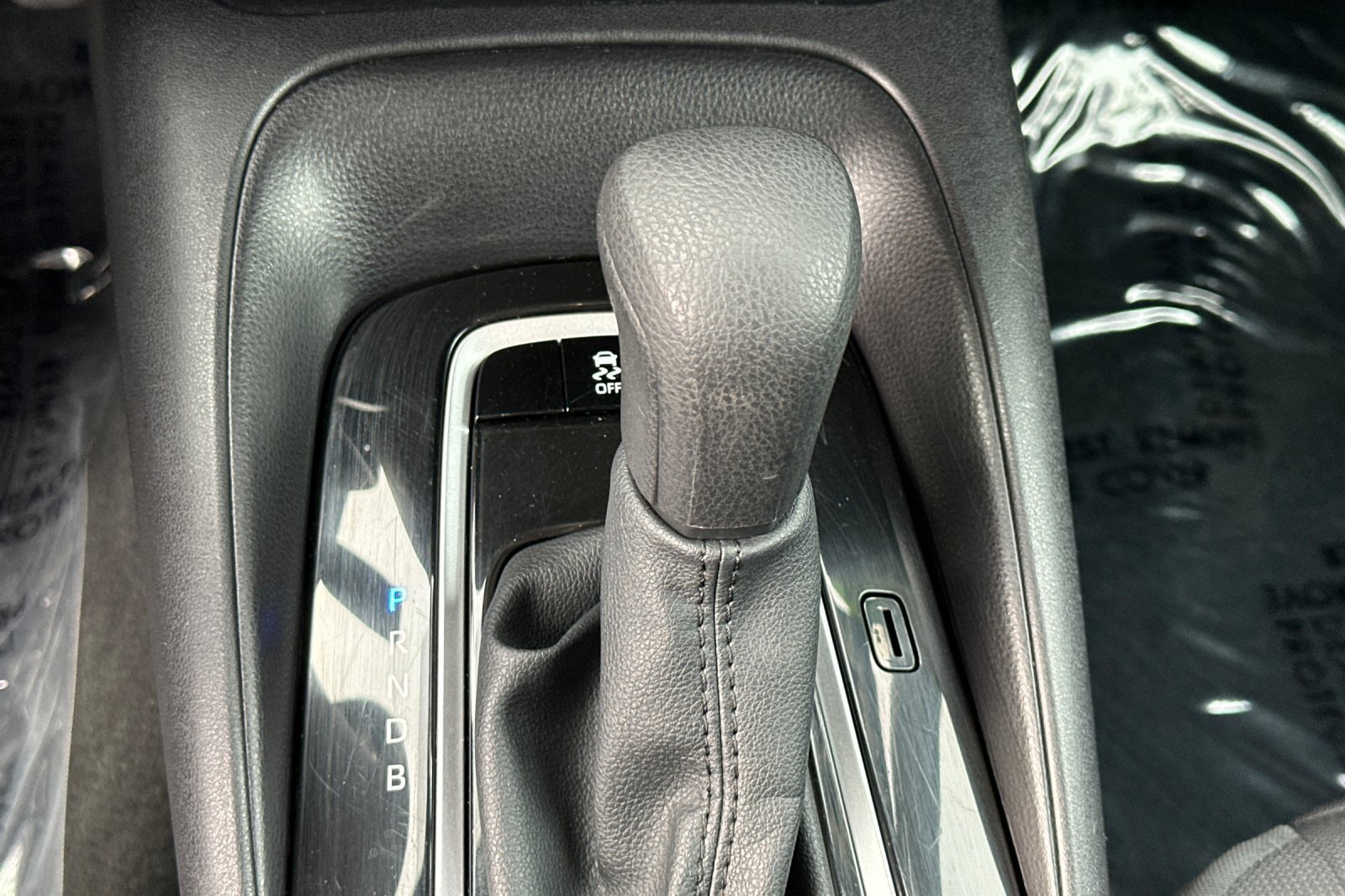 Used 2025 Toyota Corolla LE FWD image 20