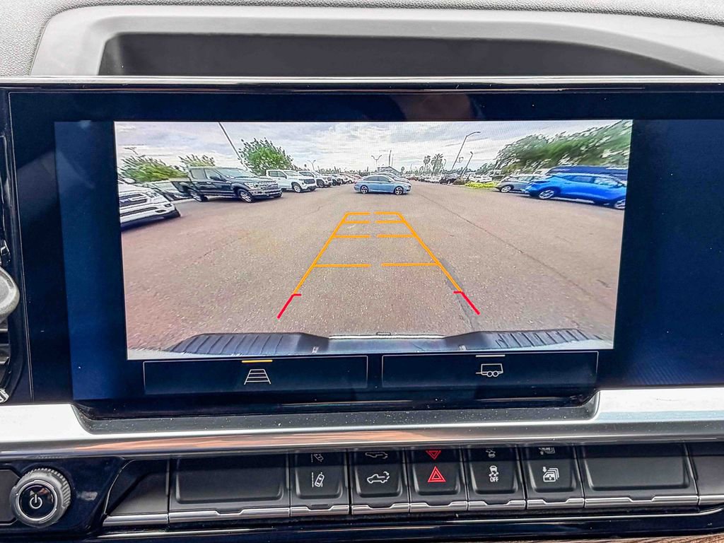 Used 2025 Chevrolet Silverado 2500 LT w/ Convenience Package image 50