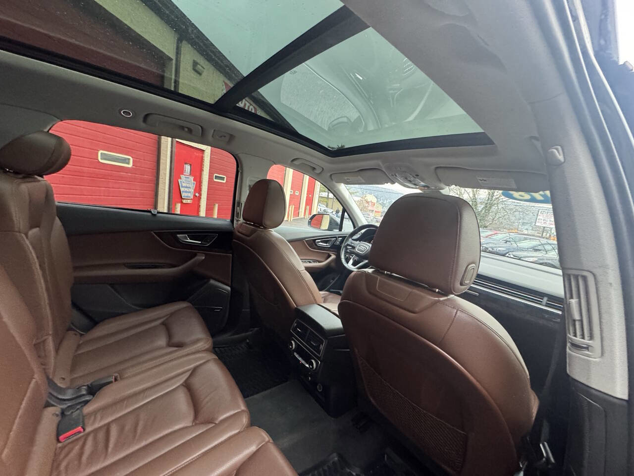 Used 2018 Audi Q7 3.0T Prestige w/ Prestige Package AWD/4WD image 24