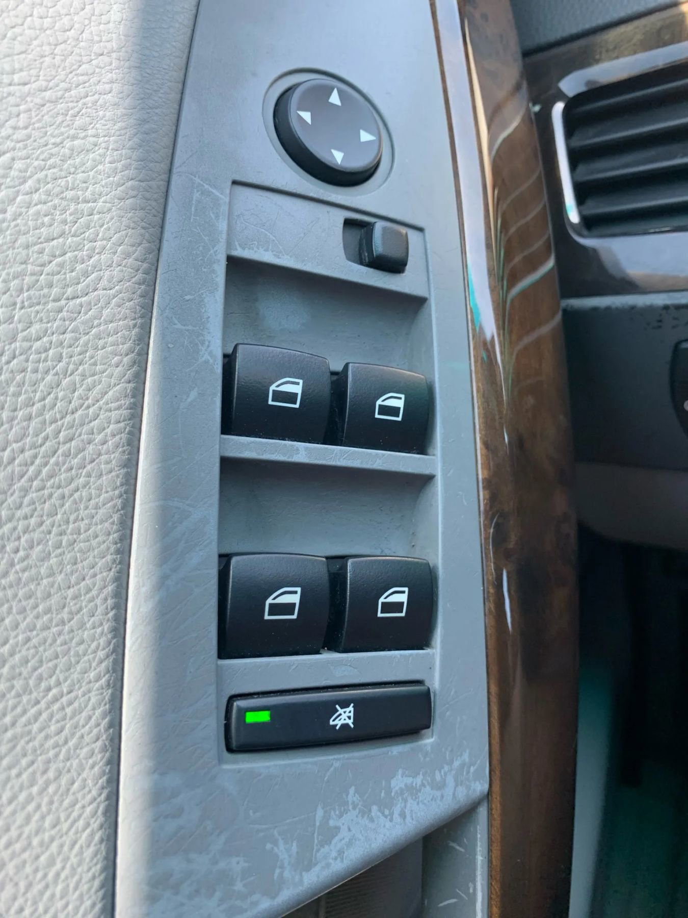 Used 2004 BMW 525i Sedan image 24