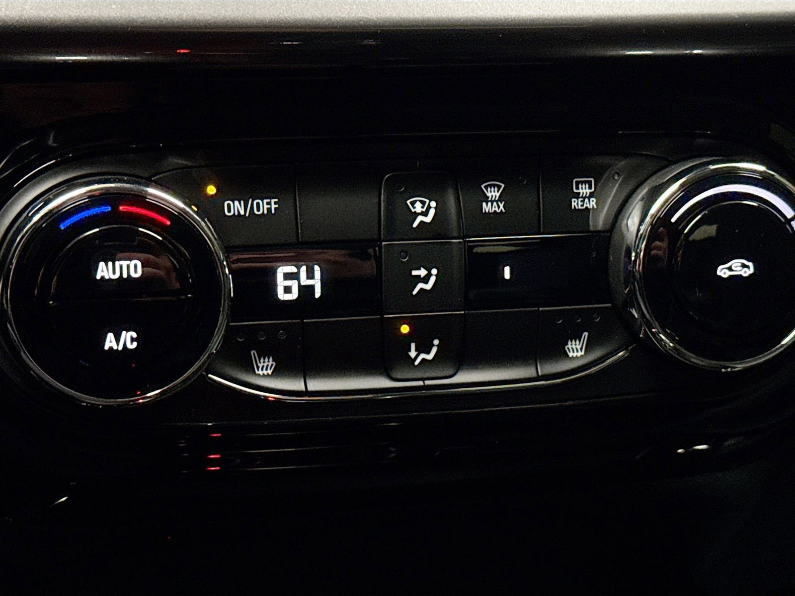 Used 2024 Chevrolet Trax ACTIV w/ Driver Confidence Package FWD image 22