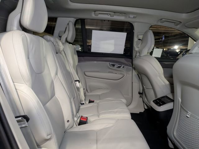 New 2026 Volvo XC90 B6 Ultra w/ Protection Package image 27