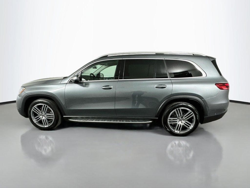 Used 2024 Mercedes-Benz GLS 450 4MATIC image 8