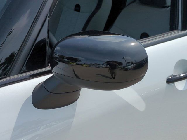 Used 2026 MINI Cooper 4-Door Hardtop image 11