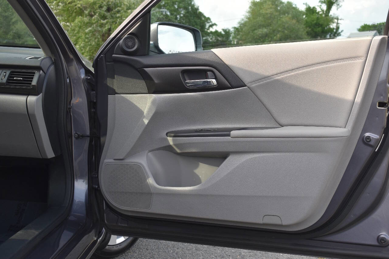 Used 2014 Honda Accord EX image 9