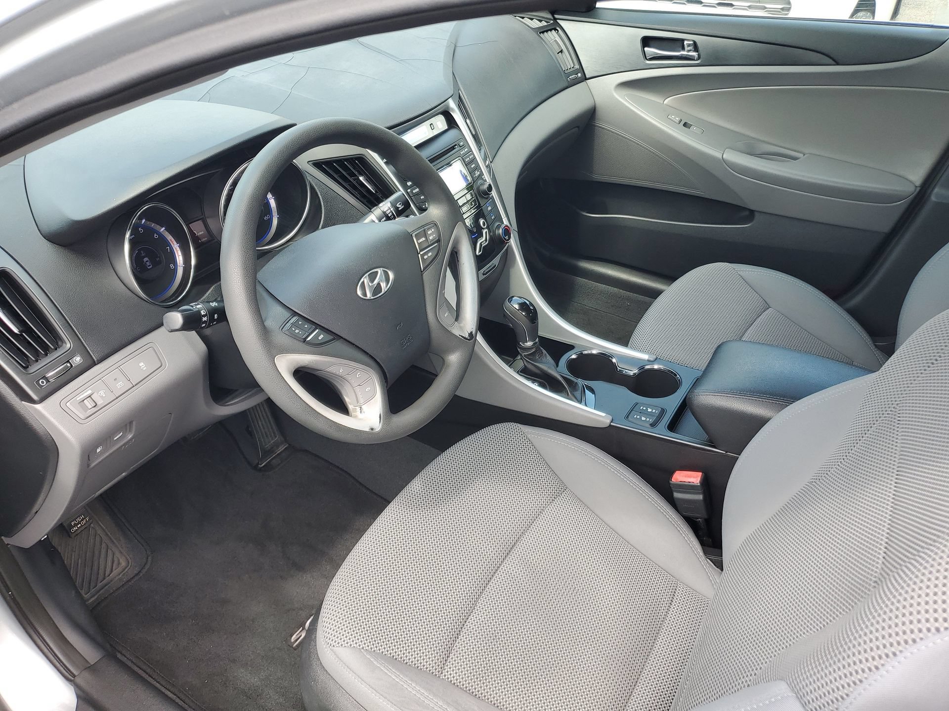 Used 2013 Hyundai Sonata GLS w/ Popular Equipment Pkg FWD image 18