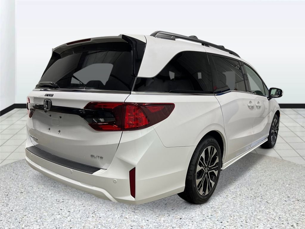 New 2026 Honda Odyssey Elite image 3