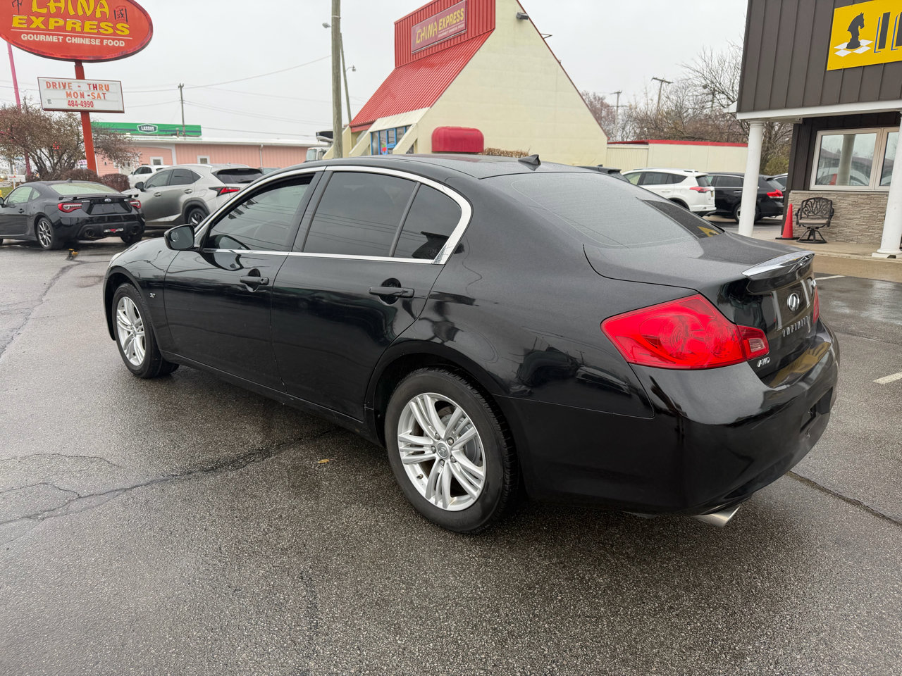 Used 2015 INFINITI Q40 AWD image 8
