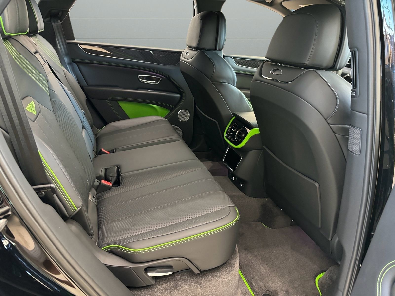 New 2025 Bentley Bentayga image 27