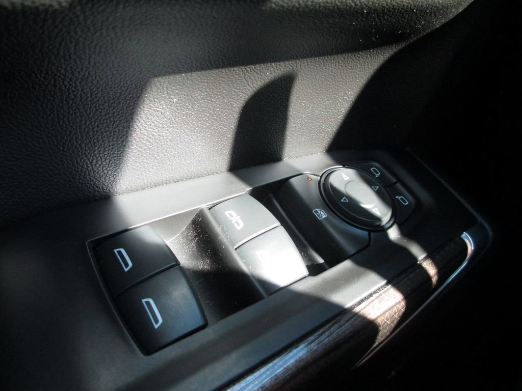 Used 2021 Chevrolet Silverado 1500 LT Trail Boss w/ Convenience Package II AWD/4WD image 25