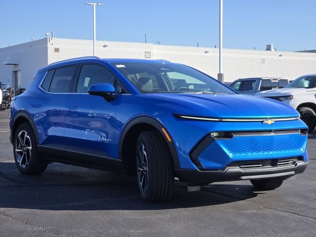 New 2026 Chevrolet Equinox EV LT image 16