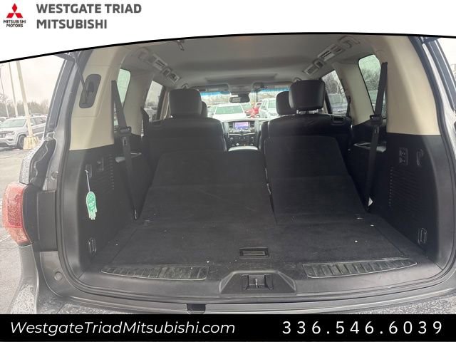 Used 2017 INFINITI QX80 Base w/ Driver Assistance Package image 11