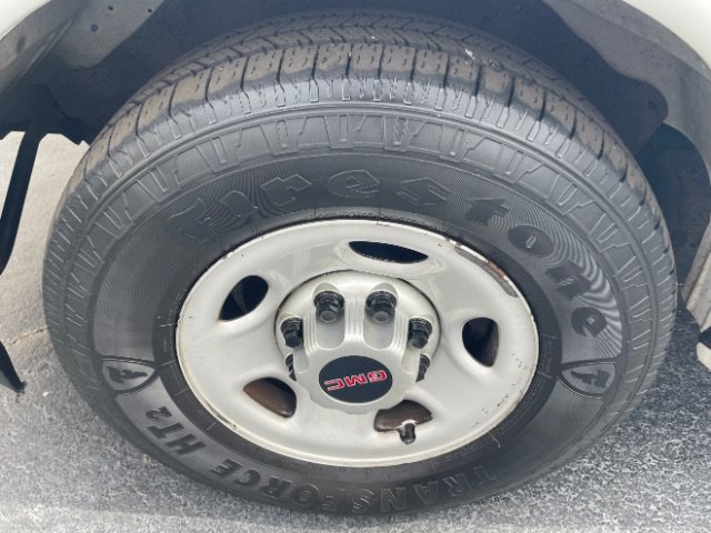 Used 2017 GMC Savana 3500 Extended RWD image 23