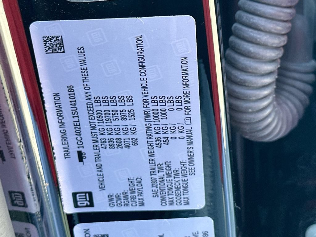 Certified 2025 Chevrolet Silverado EV RST AWD/4WD image 31
