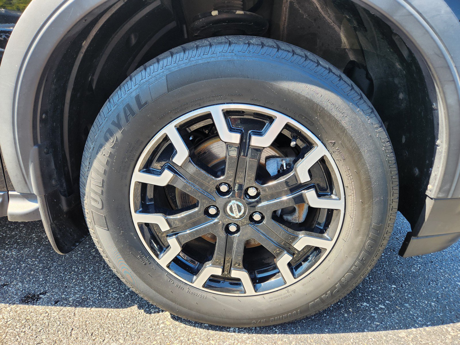 Used 2019 Nissan Pathfinder SL AWD/4WD image 7