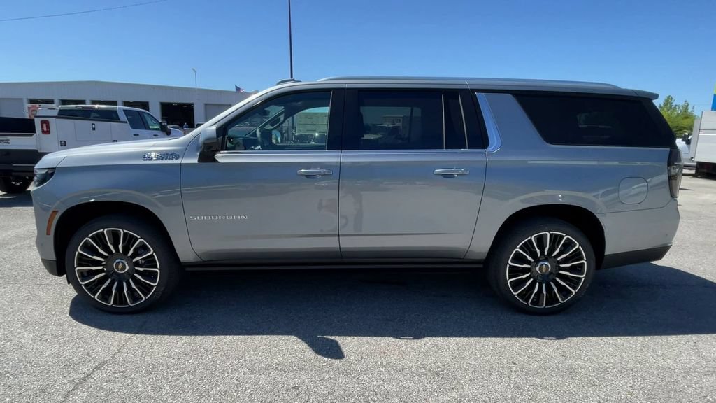 New 2026 Chevrolet Suburban High Country AWD/4WD image 7