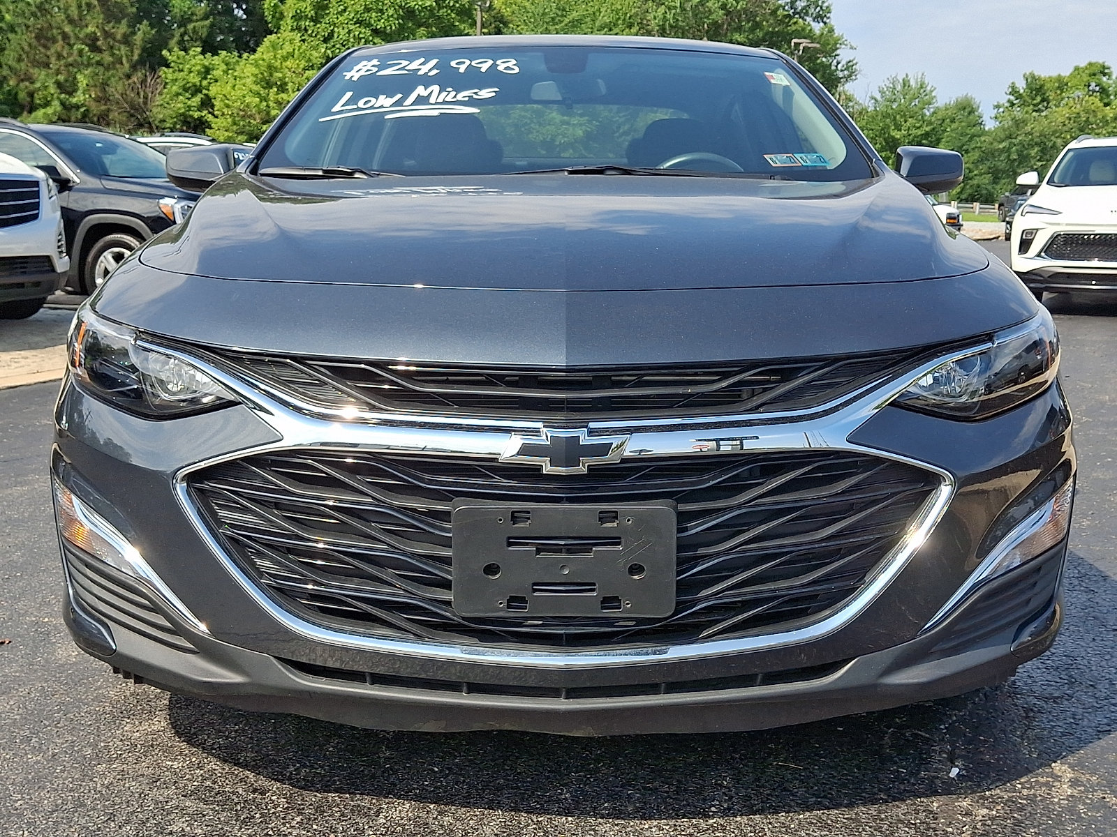 Used 2021 Chevrolet Malibu RS FWD image 2