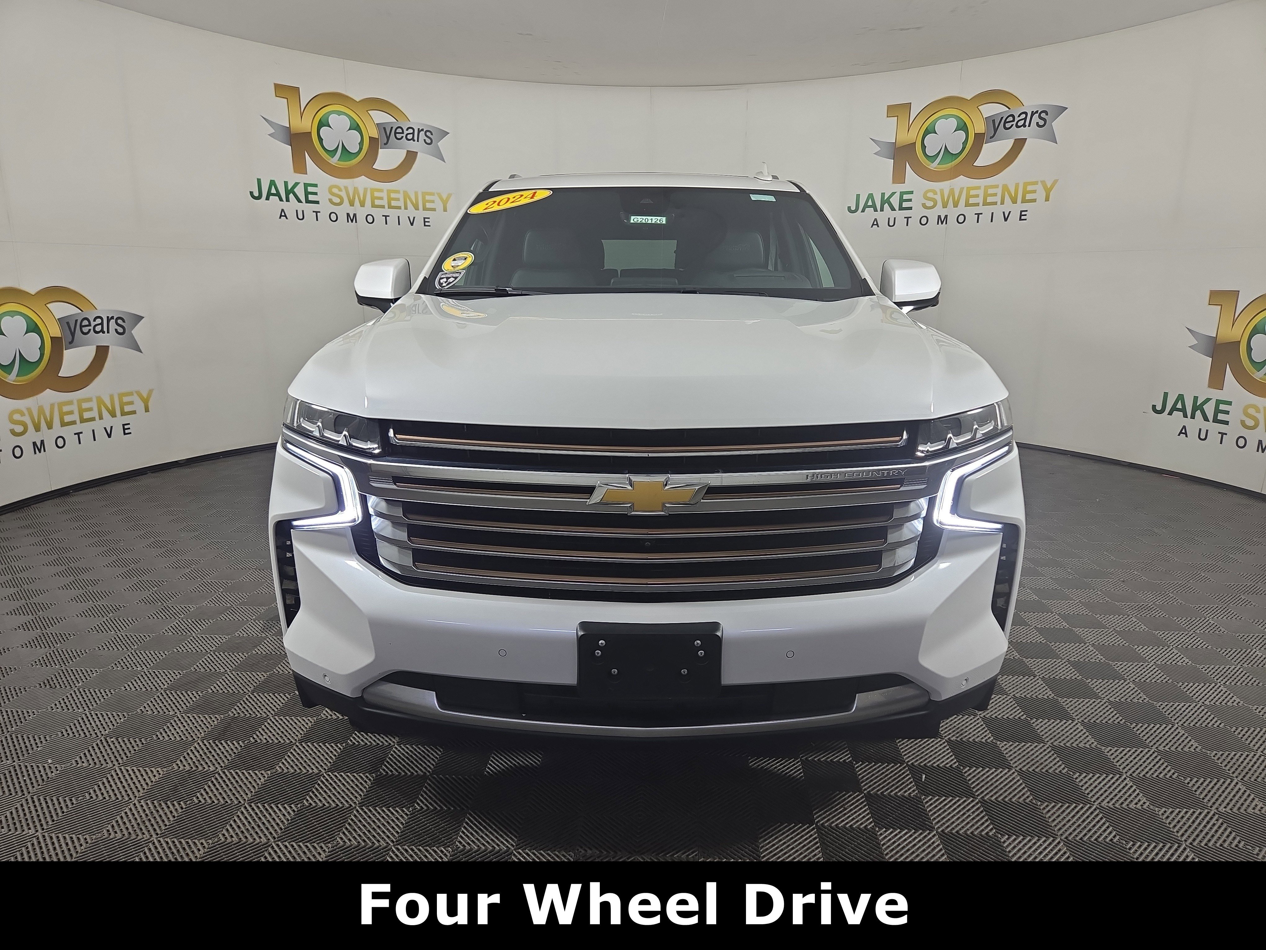 Certified 2024 Chevrolet Tahoe High Country AWD/4WD image 2
