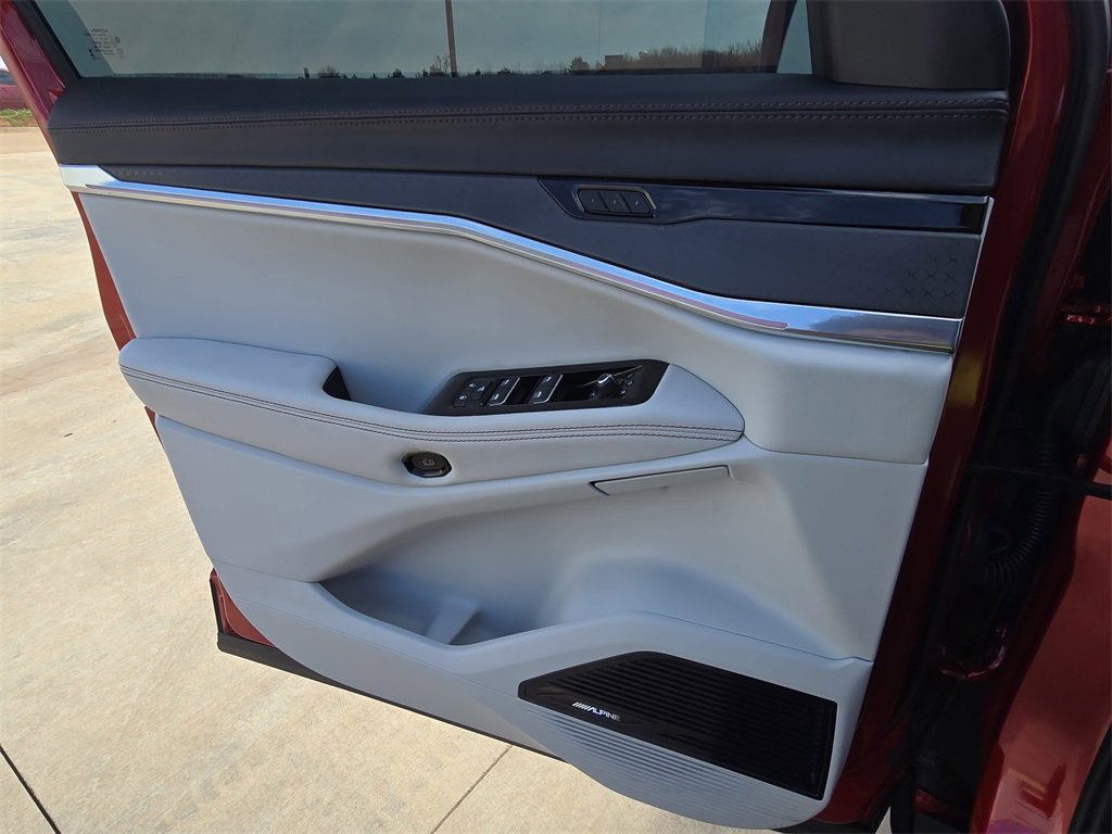 Used 2025 Jeep Wagoneer S Limited image 27