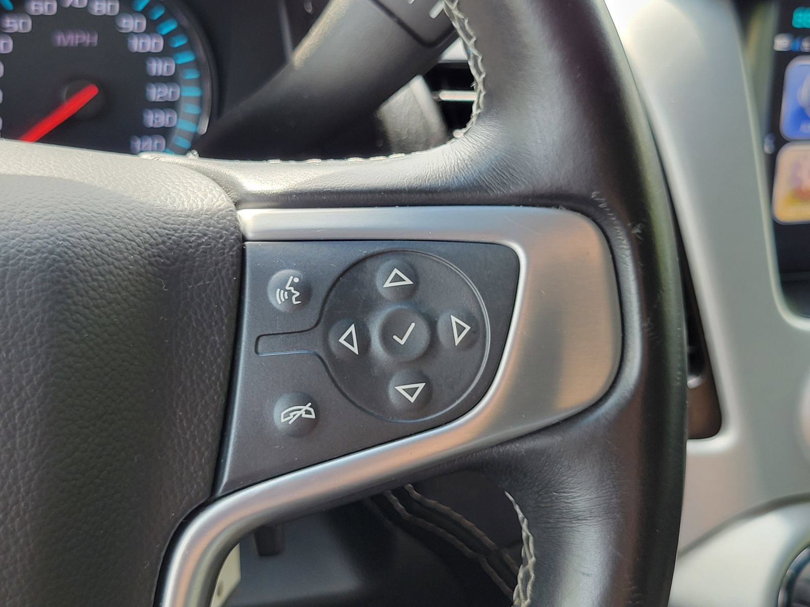 Used 2018 GMC Yukon SLT AWD/4WD image 15