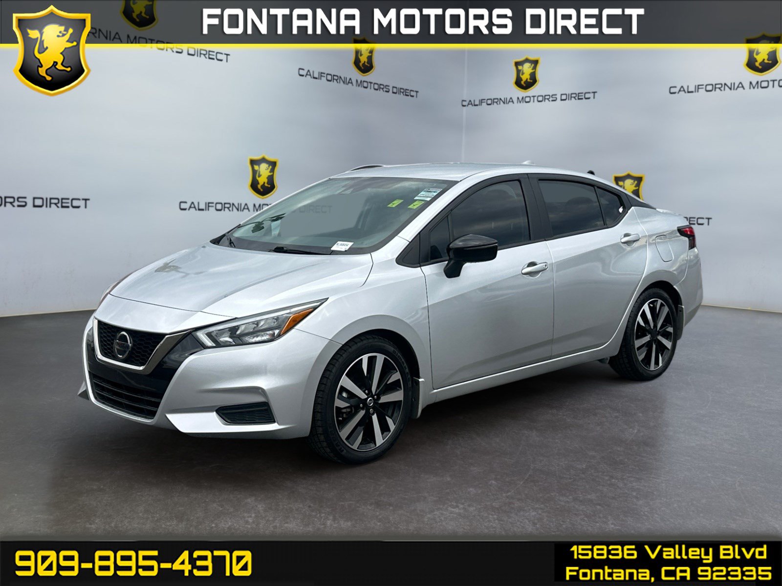 Used 2022 Nissan Versa SR w/ Convenience Package FWD image 1