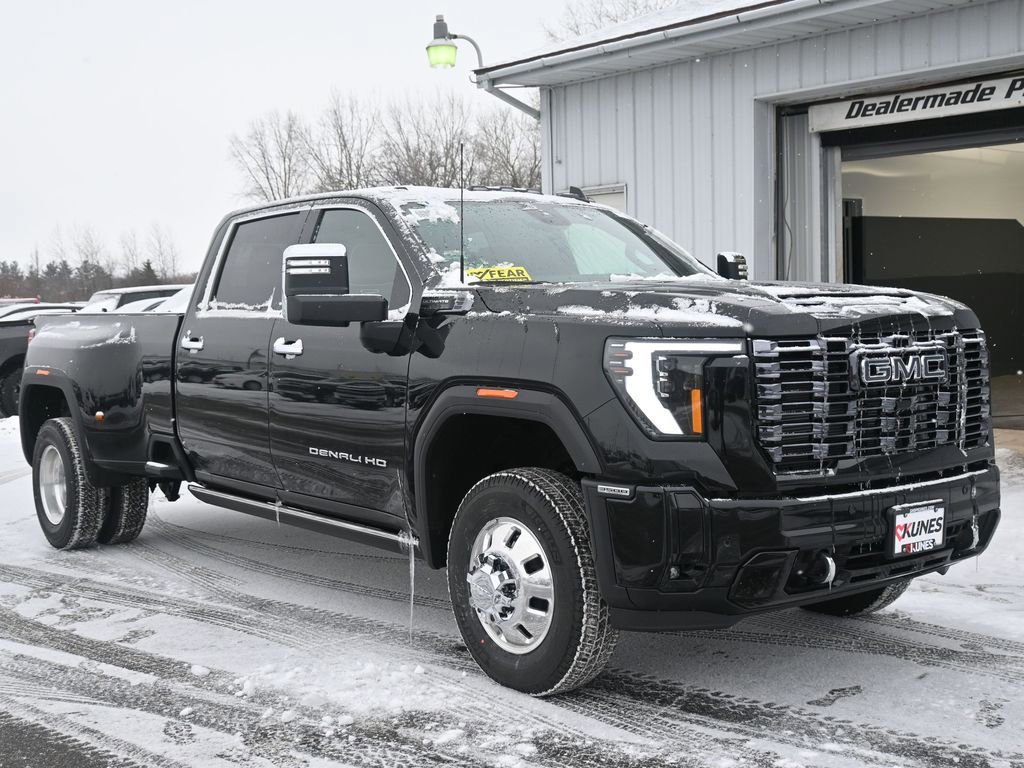 New 2026 GMC Sierra 3500 Denali Ultimate image 2