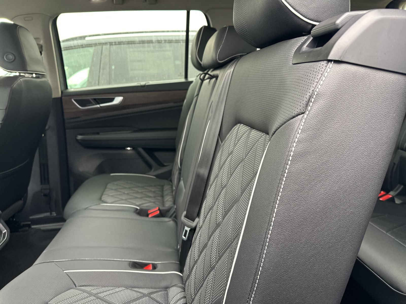 New 2026 Volkswagen Atlas SEL Premium R-Line AWD/4WD image 19