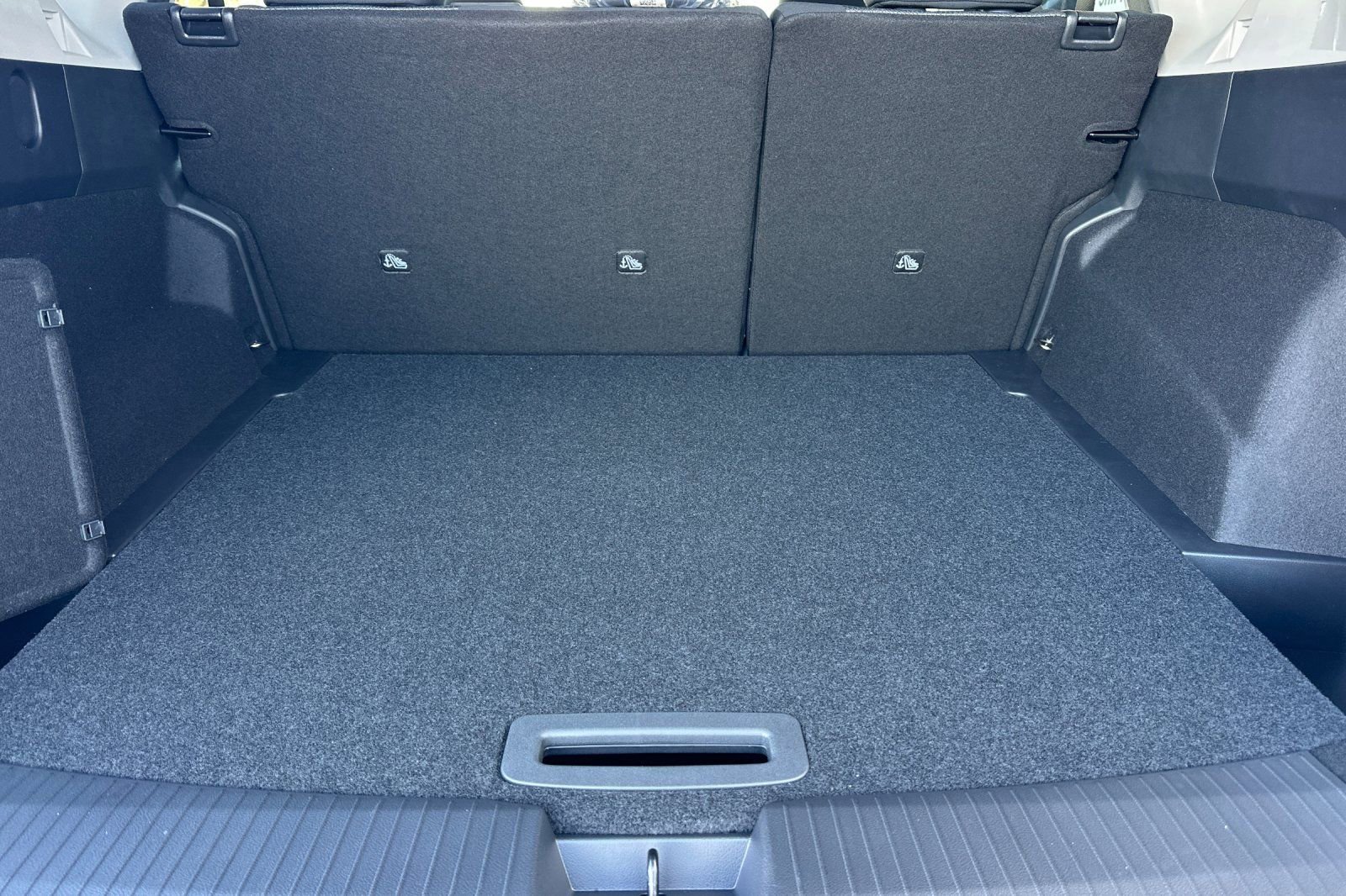 New 2026 Nissan Rogue SV w/ Cold Weather Package image 12