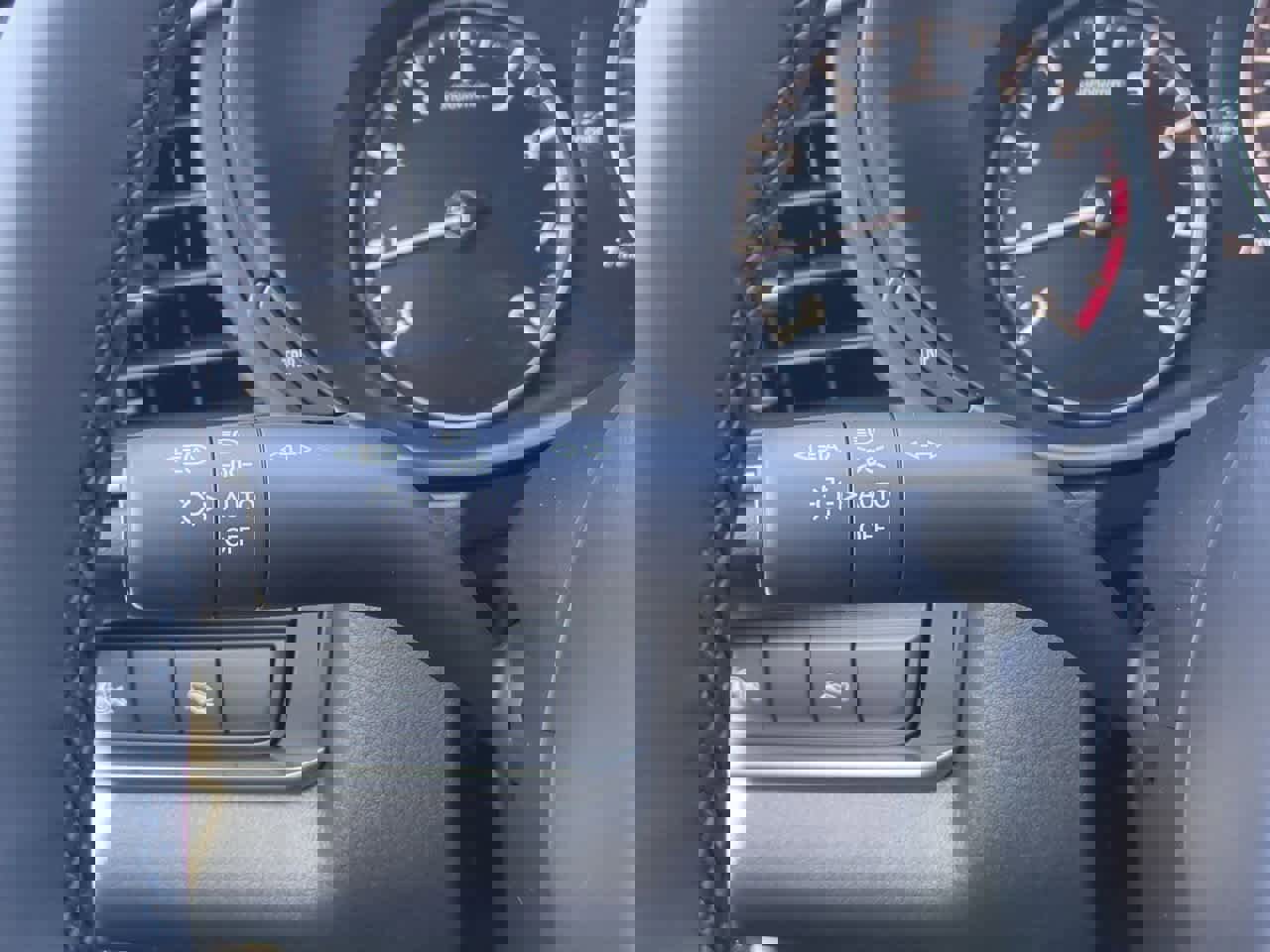 New 2025 MAZDA CX-30 AWD 2.5 S w/ Select Sport Pkg image 24