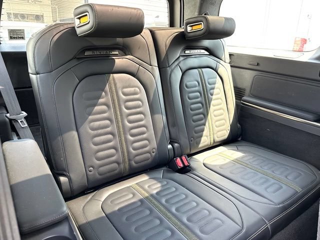 Used 2024 Rivian R1S Adventure AWD/4WD image 33