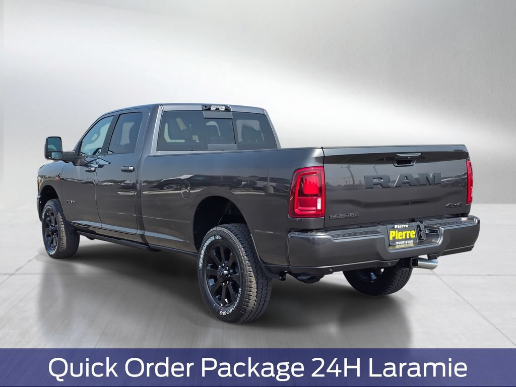 New 2026 RAM 3500 Laramie AWD/4WD image 4