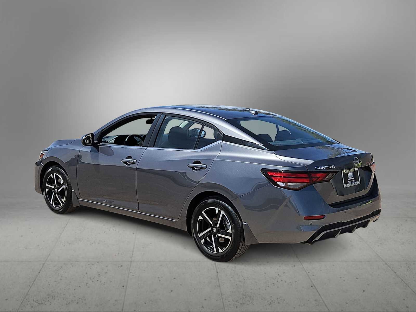 Used 2025 Nissan Sentra SV FWD image 6