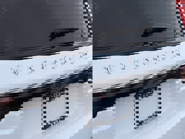 Used 2024 Jeep Wagoneer Series III image 12