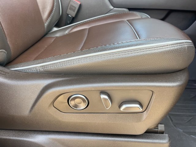 Used 2024 GMC Sierra 3500 Denali image 56