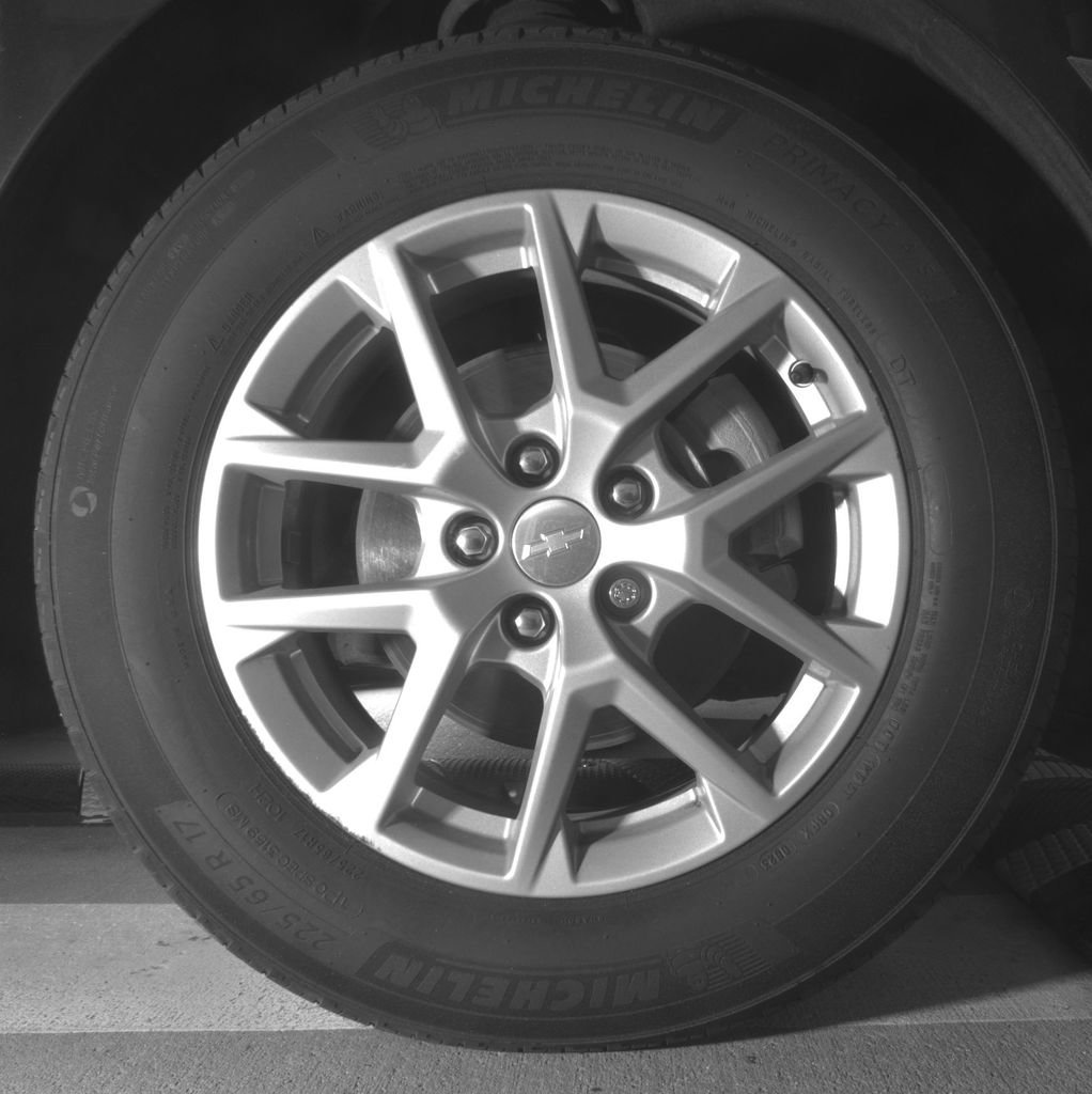 Used 2023 Chevrolet Equinox LS FWD image 11
